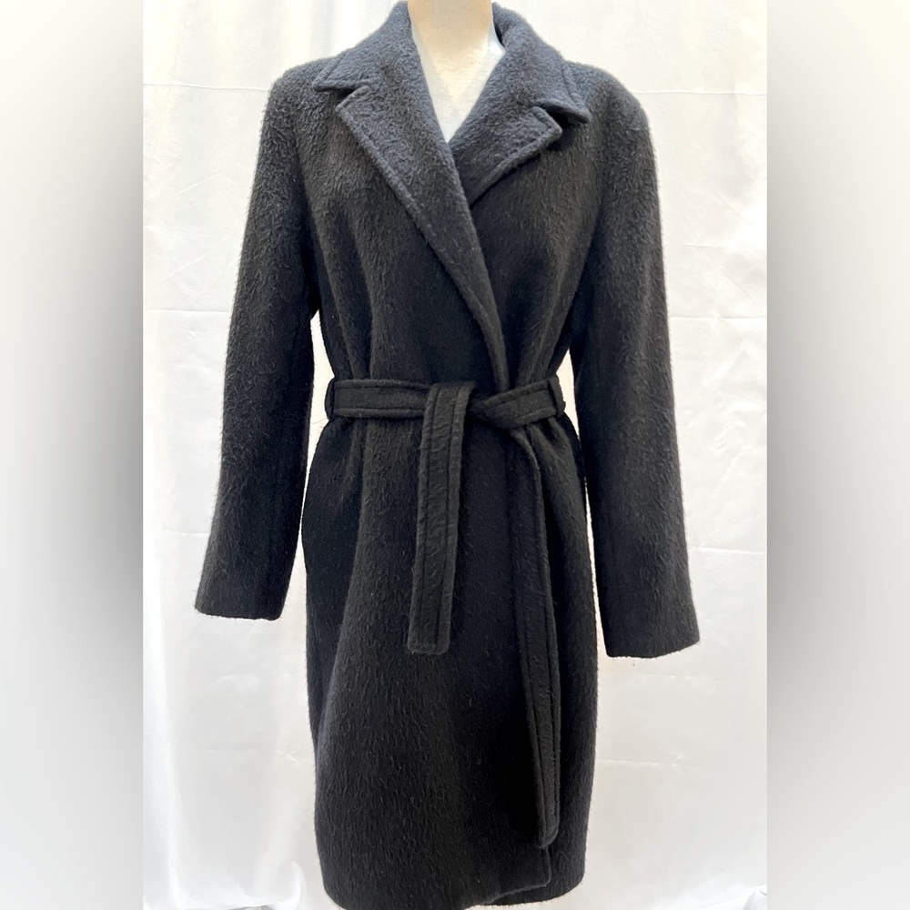 Barney’s CO-OP long wool robe coat with belt size women’s M